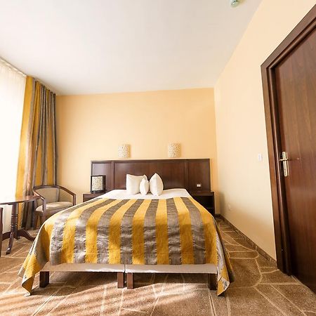 Hotel Parc Alba Iulia Eksteriør billede