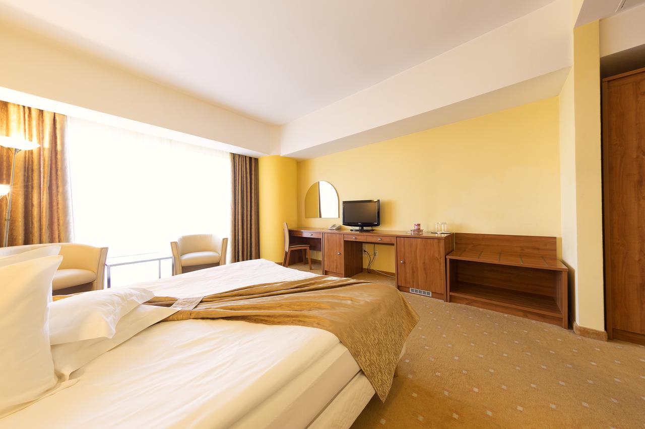 Hotel Parc Alba Iulia Eksteriør billede