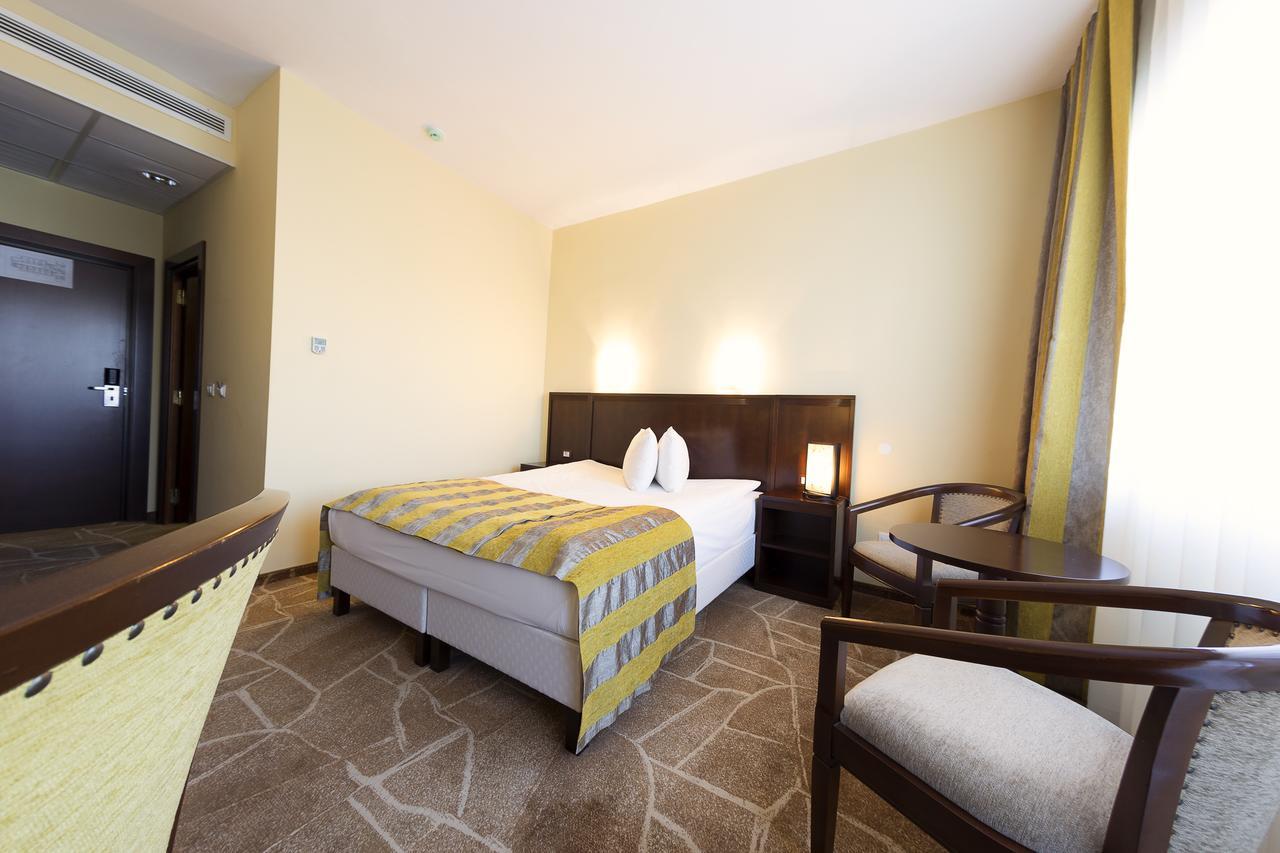 Hotel Parc Alba Iulia Eksteriør billede