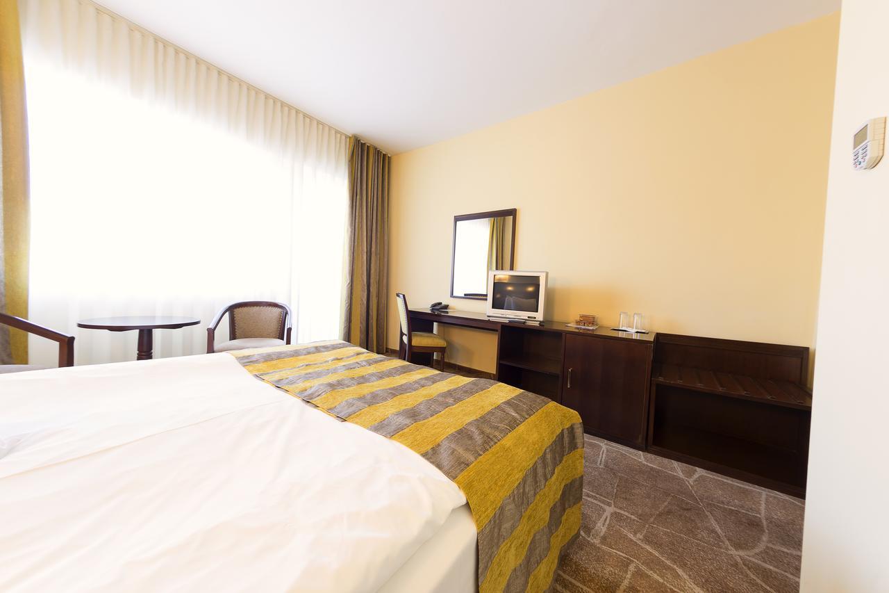 Hotel Parc Alba Iulia Eksteriør billede