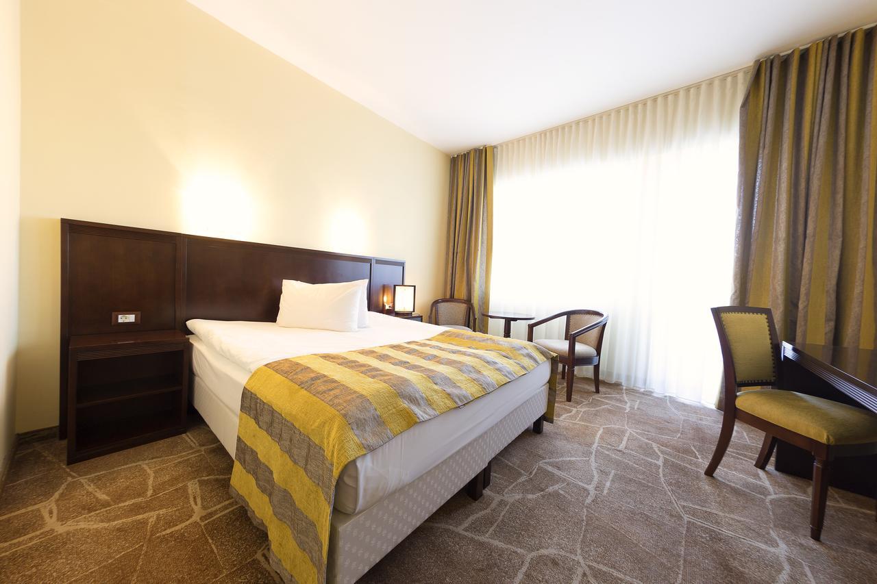Hotel Parc Alba Iulia Eksteriør billede