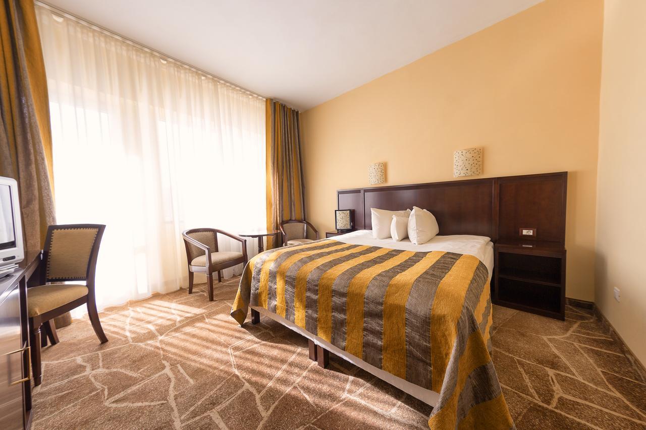 Hotel Parc Alba Iulia Eksteriør billede