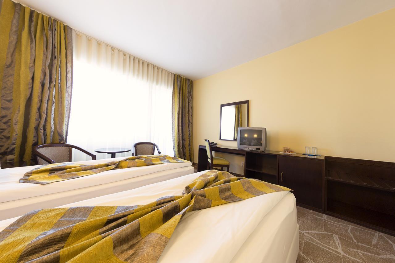 Hotel Parc Alba Iulia Eksteriør billede